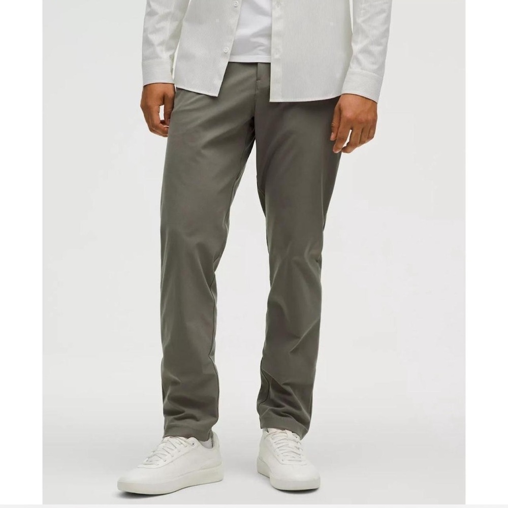 Lululemon men’s commission slim fit pant 32L warpstreme